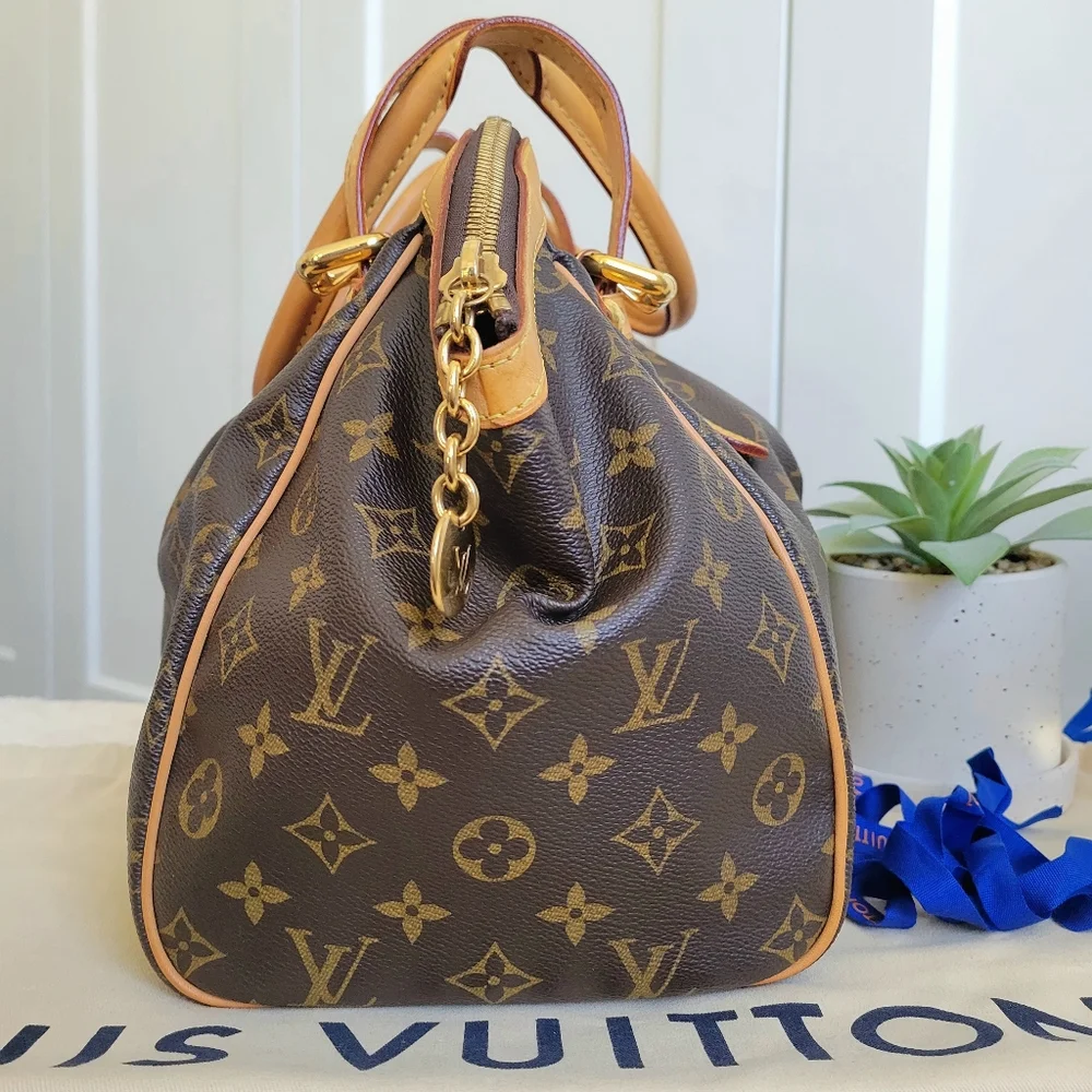 💕DISCONTINUED Very Rare LOUIS VUITTON Tivoli GM Monogram